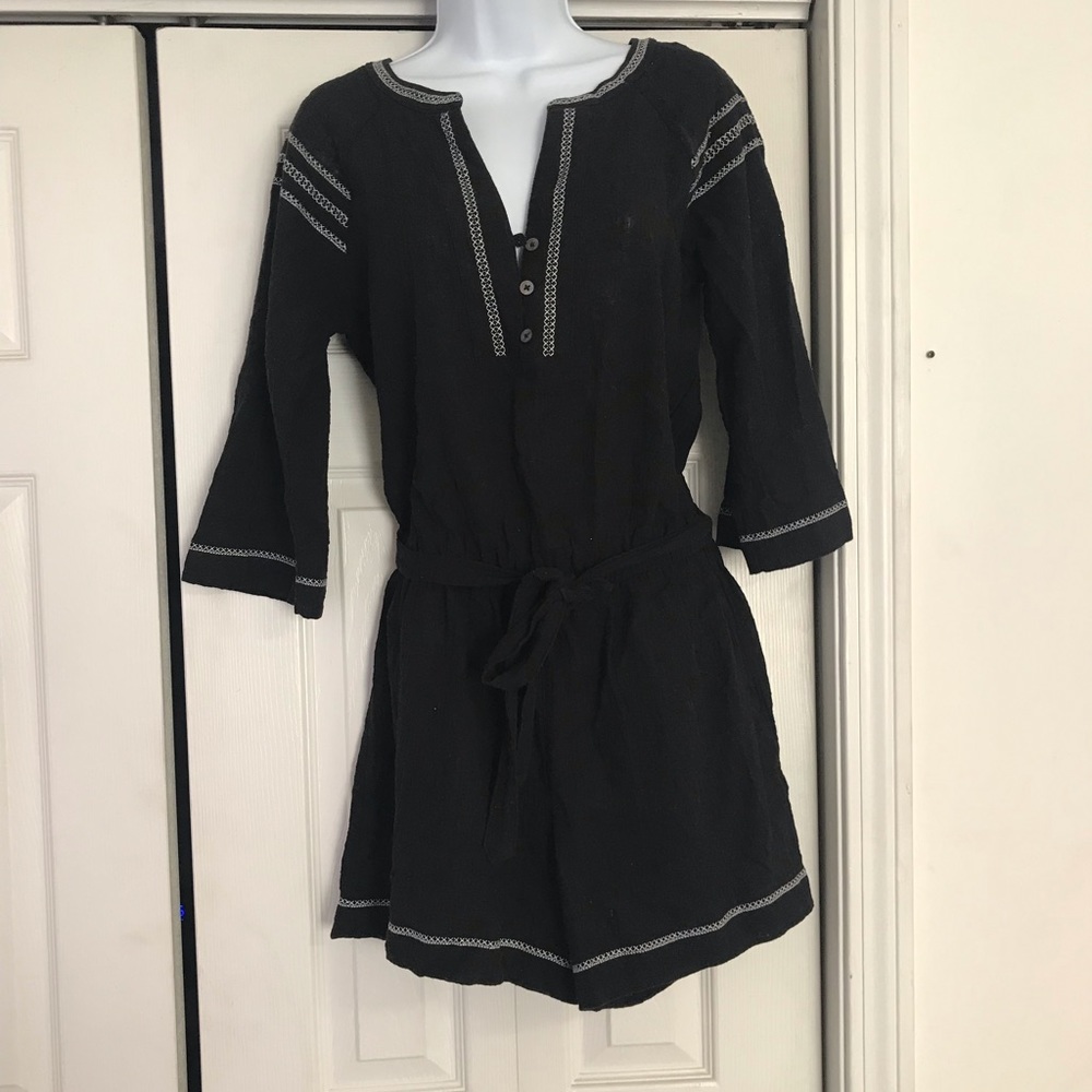 Universal Threads Romper